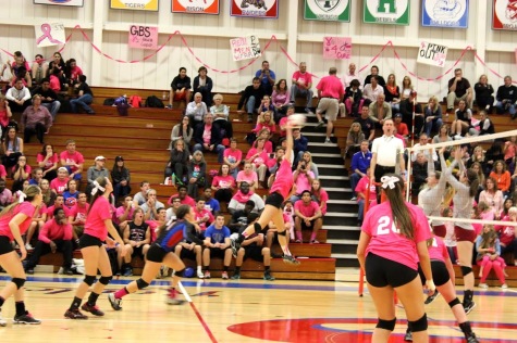 Varsity girls’ volleyball digs its path to success
