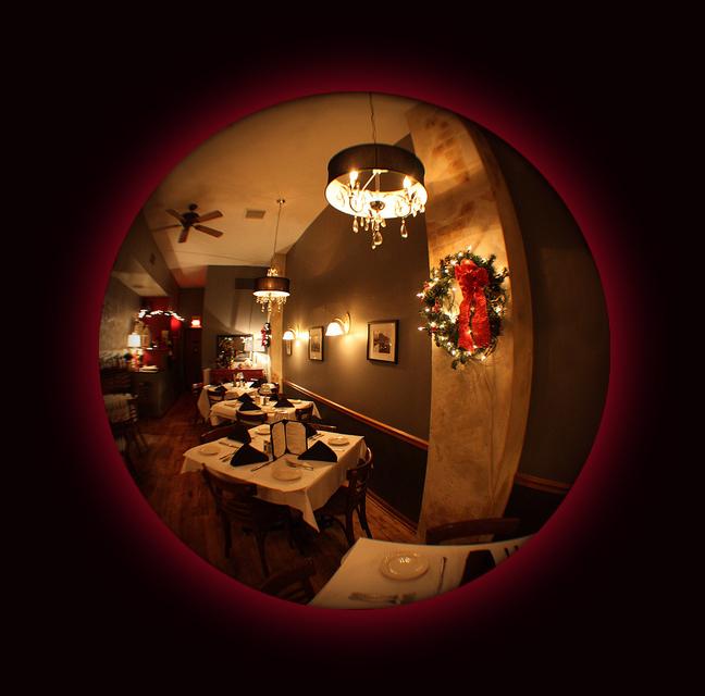 http://www.vitorios.net/wp-content/uploads/2011/10/fisheye-dining-room-black.jpg