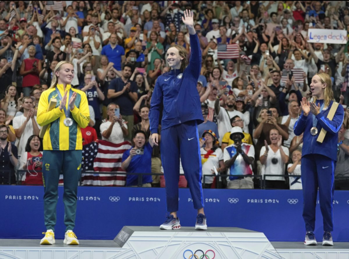 Katie Ledecky swims into history during the 800m Freestyle at the Olympics from AP News