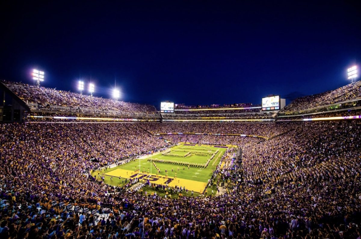 NFL Draft Diamonds: Fans and alumni at LSU cheer on for their football team
